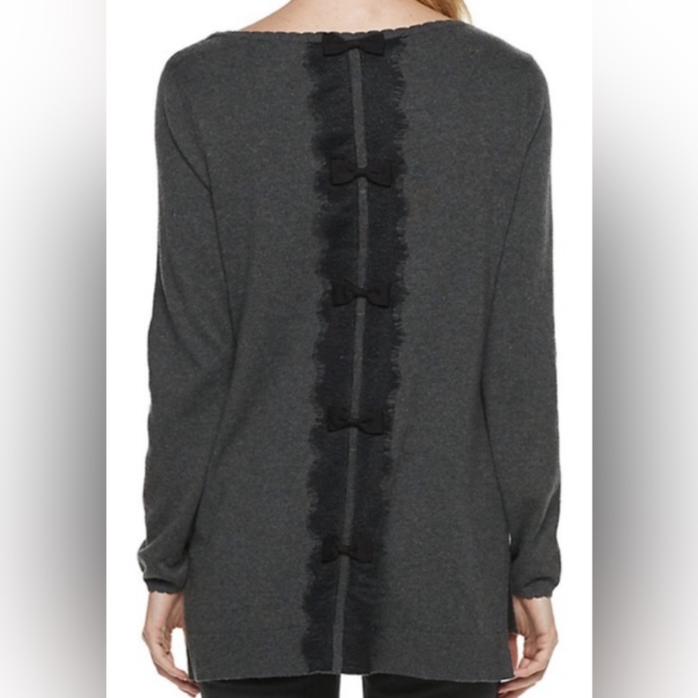 Elle M Back bows & lace plum sweater